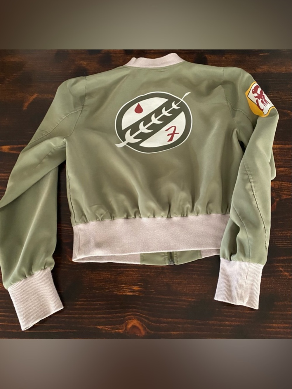 Her Universe Boba Fett Bomber Jacket Green Cropped Star Wars Size Small - Picture 2 of 7